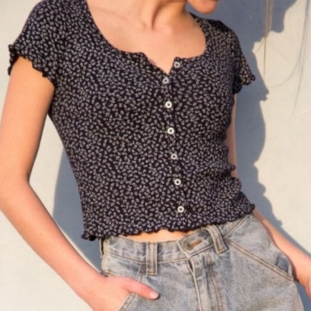 Brandy Melville Blue Floral Zelly Top one size
